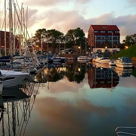 Apartament Stylish Riverside In Old Town *